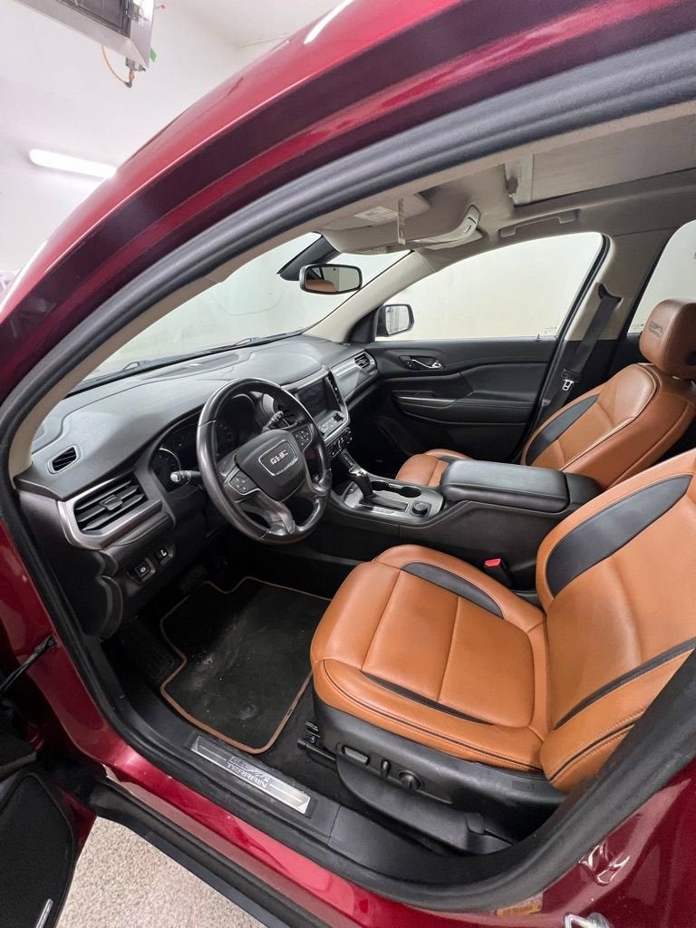 2019 GMC Acadia SLT