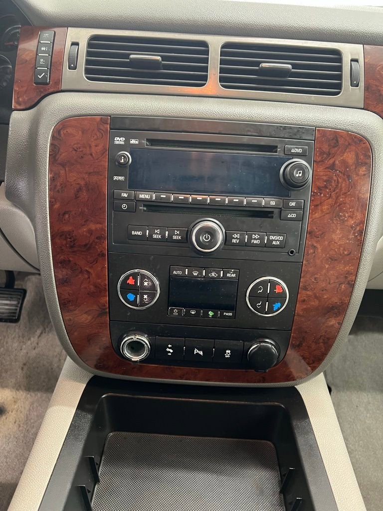 2012 Chevrolet Suburban LT