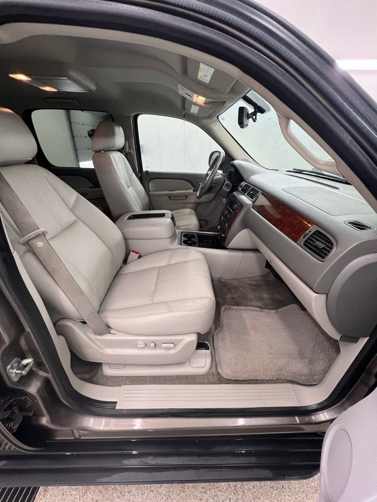 2012 Chevrolet Suburban LT