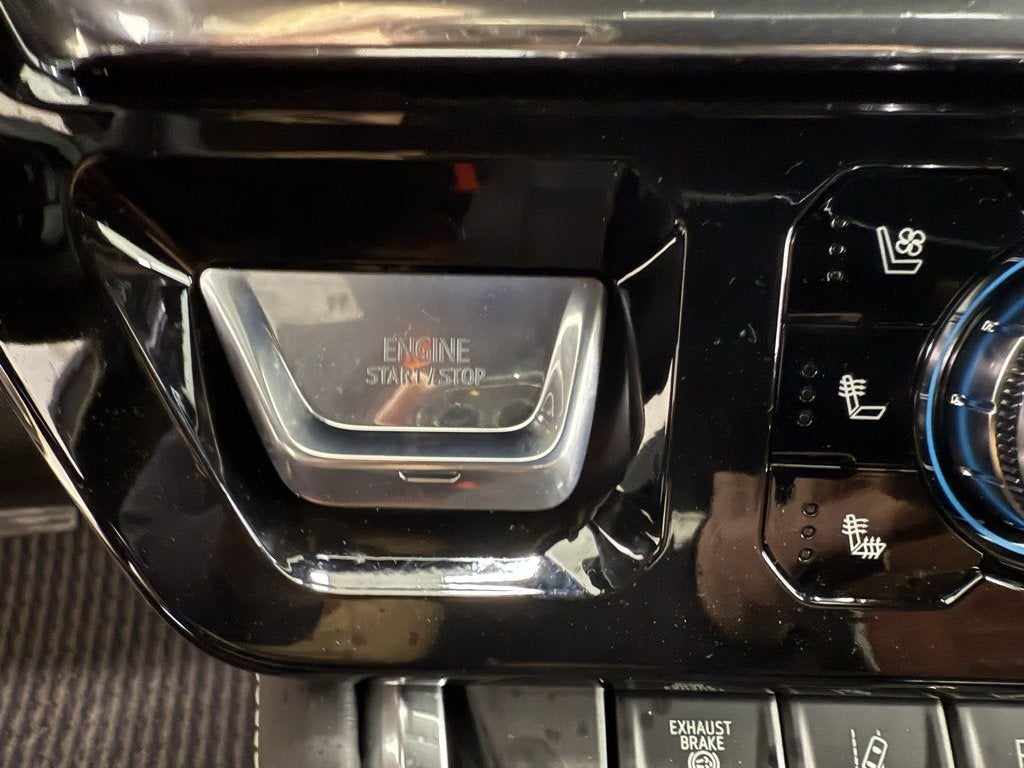 2026 GMC Sierra 3500 HD Denali Ultimate DRW