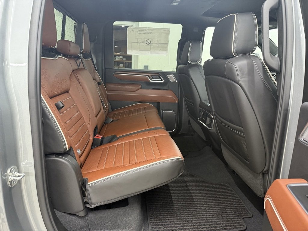 2026 GMC Sierra 3500 HD Denali Ultimate DRW