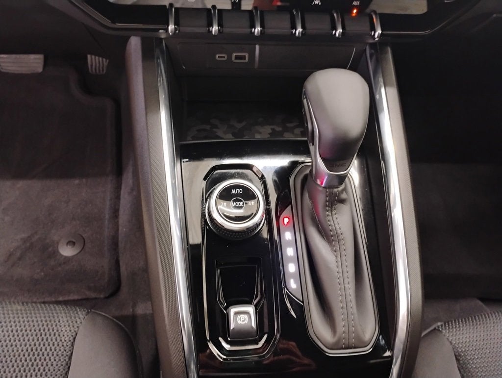 2025 GMC Canyon Elevation