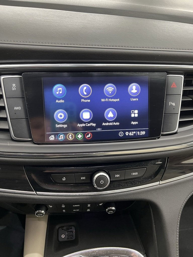 2021 Buick Enclave Essence