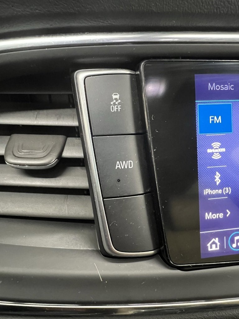 2021 Buick Enclave Essence