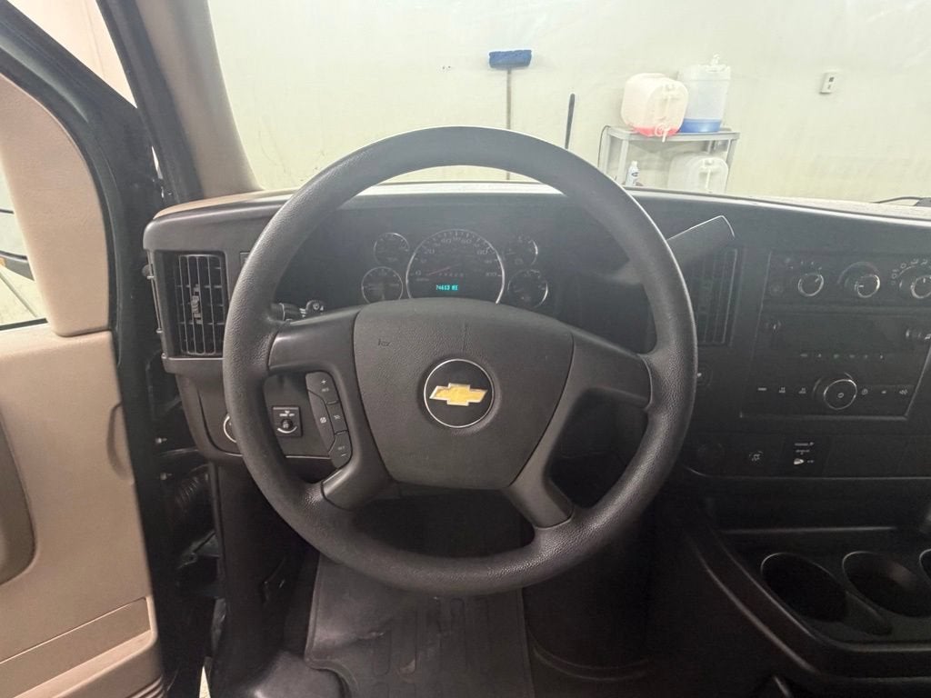 2011 Chevrolet Express Passenger 3500 1LS