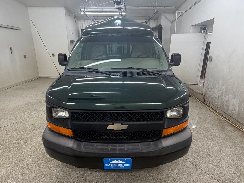 2011 Chevrolet Express Passenger 3500 1LS