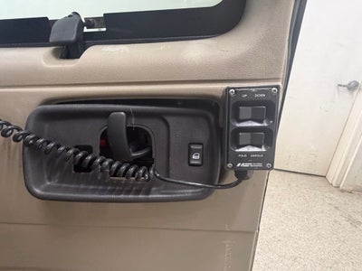 2011 Chevrolet Express Passenger 3500 1LS