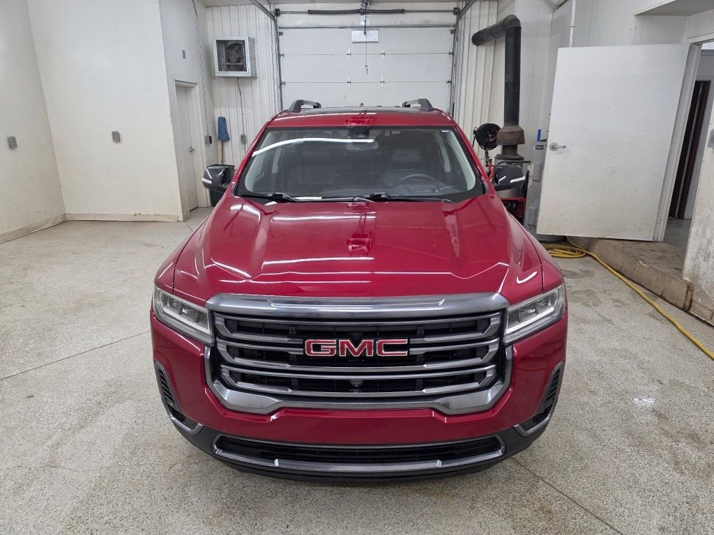 2023 GMC Acadia AT4
