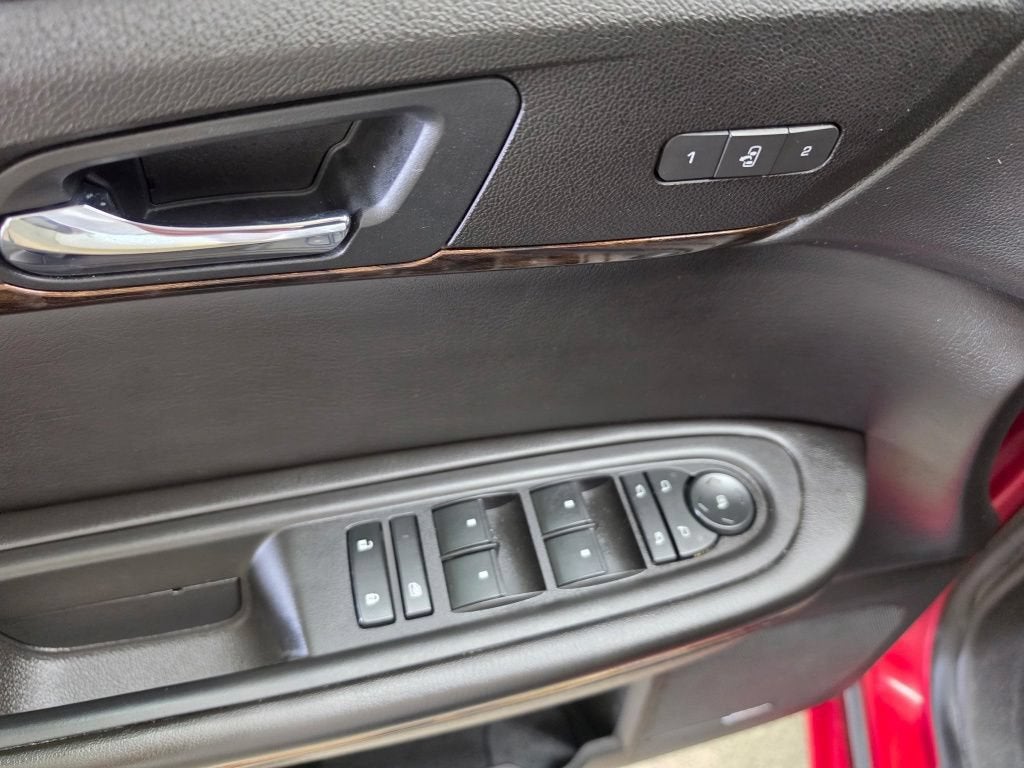 2014 GMC Acadia Denali