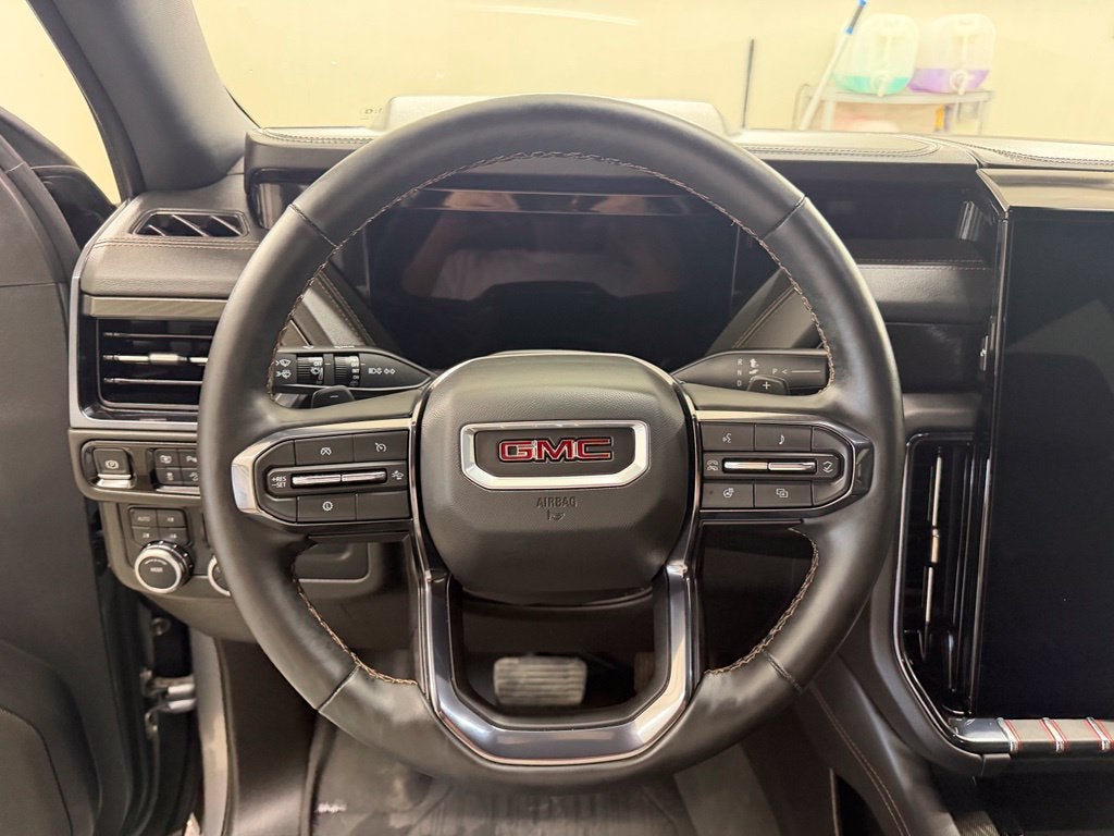 2025 GMC Yukon AT4