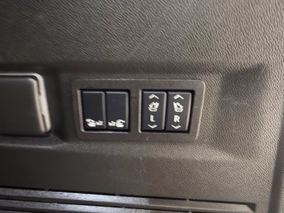 2025 GMC Yukon AT4