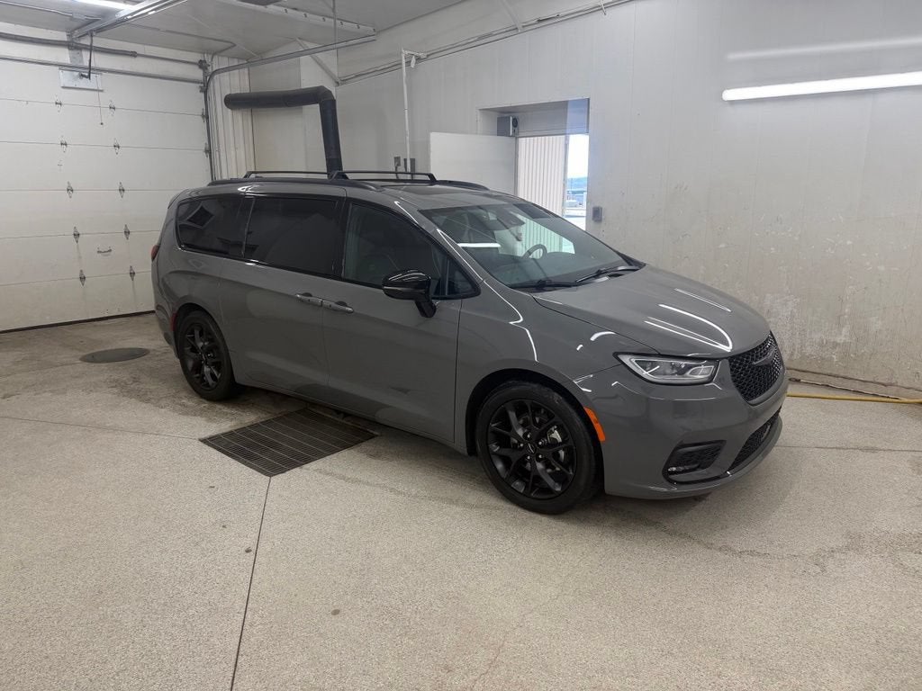 2025 Chrysler Pacifica Limited