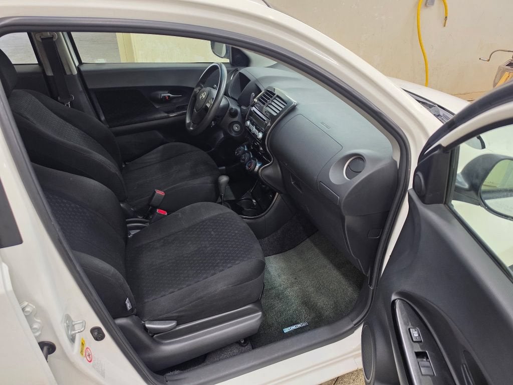 2008 Scion xD Base